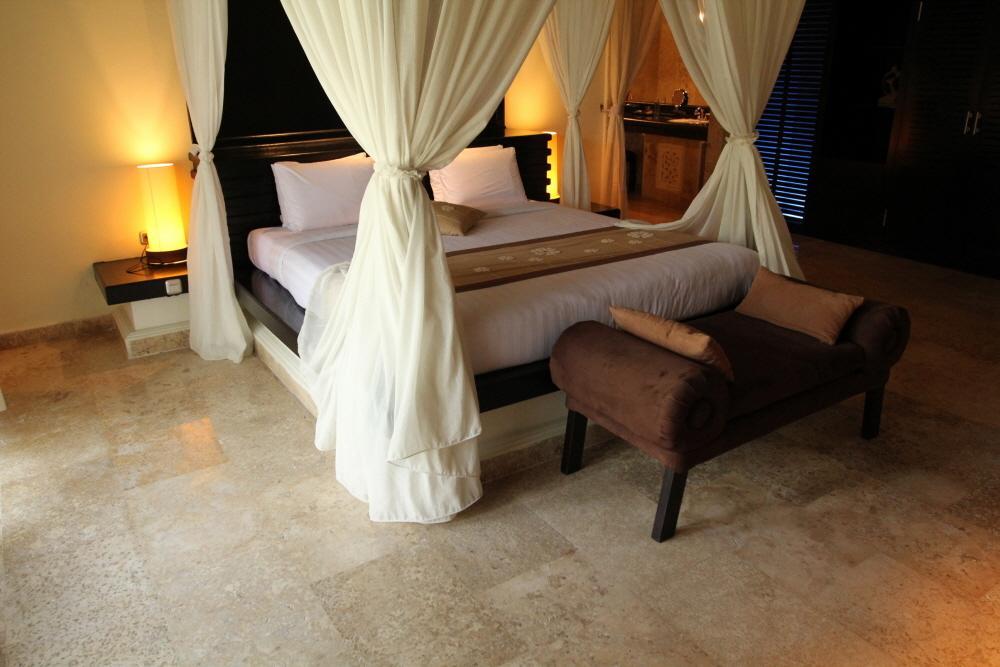 Royal Pool Villa Bali Nusa Dua  Szoba fotó
